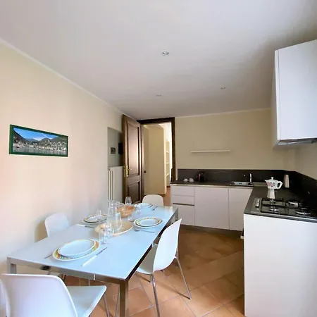 Bridge Aparment Lägenhet Argegno
